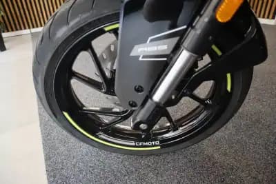 Sell CFMOTO 125NK 2026 - 3481 EUR, 1 km - AUTO.MOTO.pt