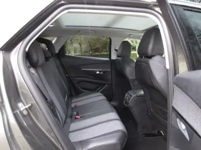 Sell Peugeot 3008 2017 - 18990 EUR, 151000 km - AUTO.MOTO.pt