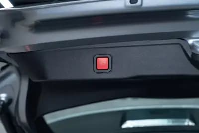 Vendo Jeep Avenger 2023 - 20950 EUR, 10000 km - AUTO.MOTO.pt