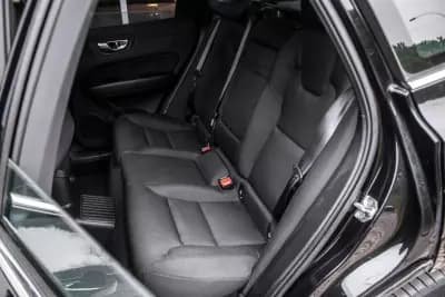 Sell Volvo XC 60 2020 - 36990 EUR, 82194 km - AUTO.MOTO.pt