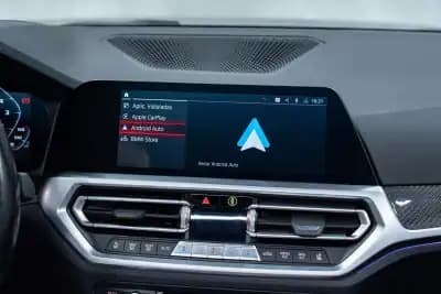 Vendo BMW M4 2021 - 84950 EUR, 54000 km - AUTO.MOTO.pt