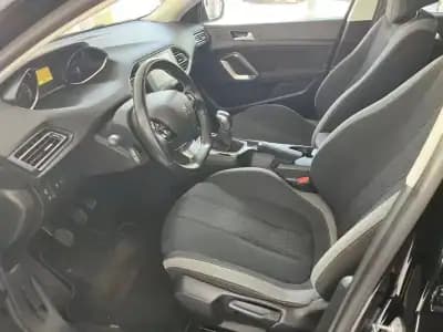 Sell Peugeot 308 2016 - 12900 EUR, 101000 km - AUTO.MOTO.pt