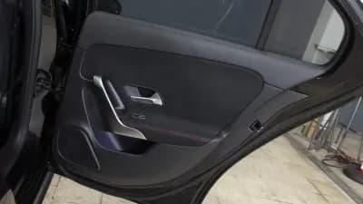 Vendo Mercedes-Benz A 200 2023 - 30850 EUR, 23000 km - AUTO.MOTO.pt