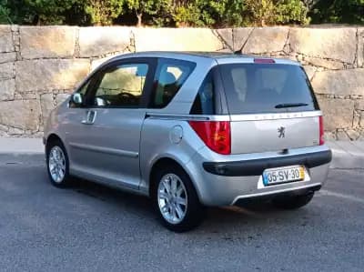 Vendo Peugeot 1007 2005 - 5990 EUR, 189500 km - AUTO.MOTO.pt