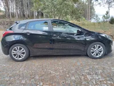 Sell Hyundai i30 2012 - 7250 EUR, 260000 km - AUTO.MOTO.pt