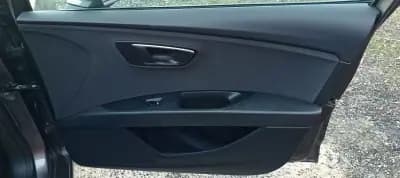 Vendo SEAT Leon ST 2014 - 11950 EUR, 190000 km - AUTO.MOTO.pt