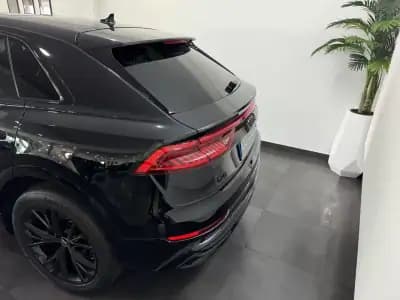 Vendo Audi Q8 2019 - 60000 EUR, 180000 km - AUTO.MOTO.pt