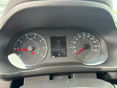 Vendo Renault Express 2022 - 13990 EUR, 123000 km - AUTO.MOTO.pt