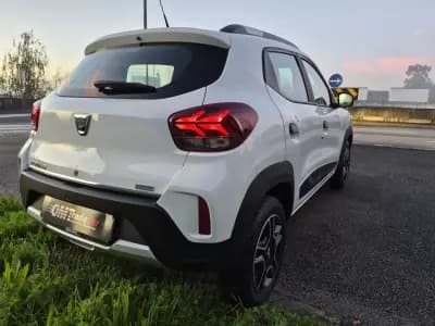 Vendo Dacia Spring 2022 - 11450 EUR, 26258 km - AUTO.MOTO.pt