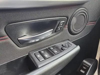 Sell BMW 218 Active Tourer 2015 - 19900 EUR, 105000 km - AUTO.MOTO.pt