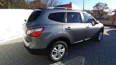 Vendo Nissan Qashqai +2 2012 - 6950 EUR, 351033 km - AUTO.MOTO.pt