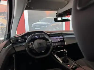 Vendo Peugeot 308 SW 2022 - 19990 EUR, 123591 km - AUTO.MOTO.pt