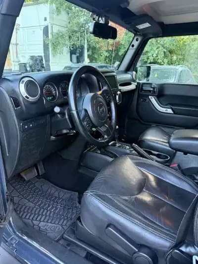 Sell Jeep Wrangler 2019 - 19900 EUR, 323000 km - AUTO.MOTO.pt