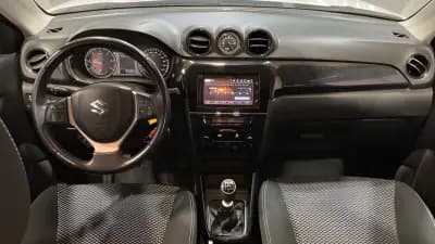 Vendo Suzuki Vitara 2015 - 13990 EUR, 198224 km - AUTO.MOTO.pt