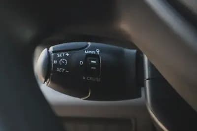 Vendo Peugeot Partner 1.6 BlueHDi Style 2019 - 12500 EUR, 174520 km - AUTO.MOTO.pt