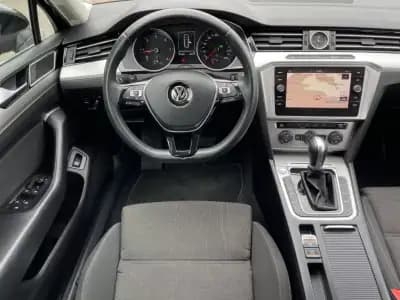 Vendo Volkswagen Passat Variant 2018 - 19990 EUR, 177800 km - AUTO.MOTO.pt