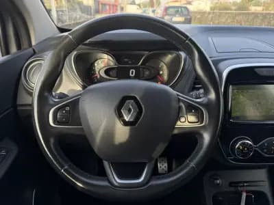 Vendo Renault Captur 2018 - 14500 EUR, 48000 km - AUTO.MOTO.pt