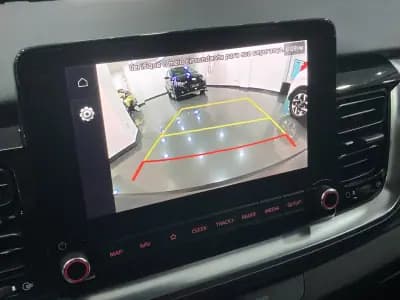 Vendo Kia Stonic 2024 - 19950 EUR, 21450 km - AUTO.MOTO.pt