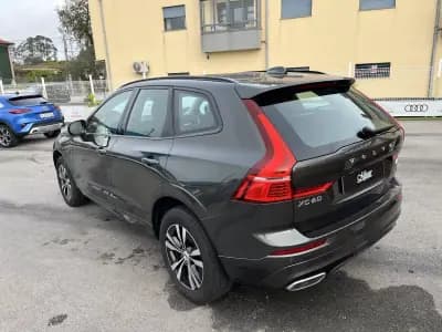 Vendo Volvo XC 60 2020 - 32750 EUR, 141000 km - AUTO.MOTO.pt