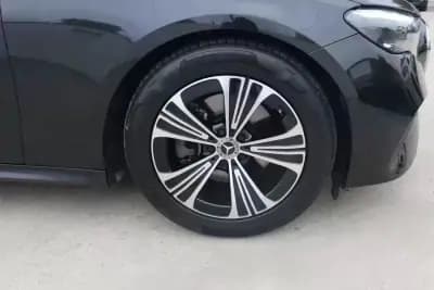 Sell Mercedes-Benz E 220 2023 - 52980 EUR, 40223 km - AUTO.MOTO.pt