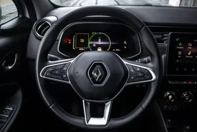 Sell Renault Zoe 2020 - 12900 EUR, 46635 km - AUTO.MOTO.pt