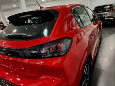 Vendo Peugeot 208 2020 - 14990 EUR, 70000 km - AUTO.MOTO.pt