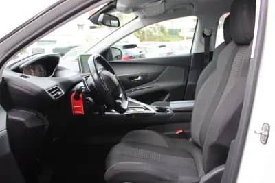 Sell Peugeot 5008 2019 - 19990 EUR, 114332 km - AUTO.MOTO.pt