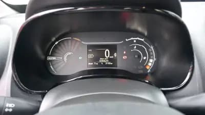 Vendo Dacia Spring 2022 - 12450 EUR, 31000 km - AUTO.MOTO.pt