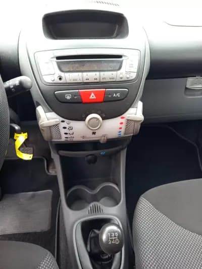 Sell Toyota Aygo 2009 - 5490 EUR, 114642 km - AUTO.MOTO.pt