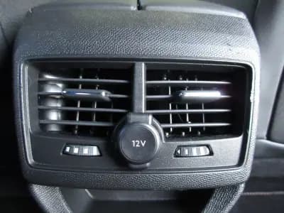 Vendo Peugeot 3008 2019 - 22990 EUR, 98000 km - AUTO.MOTO.pt