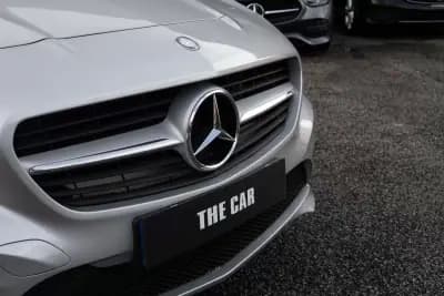 Vendo Mercedes-Benz CLA 180 2015 - 15900 EUR, 242000 km - AUTO.MOTO.pt