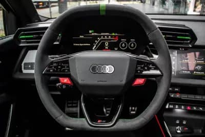 Sell Audi RS3 Sportback 2025 - 86900 EUR, 17138 km - AUTO.MOTO.pt