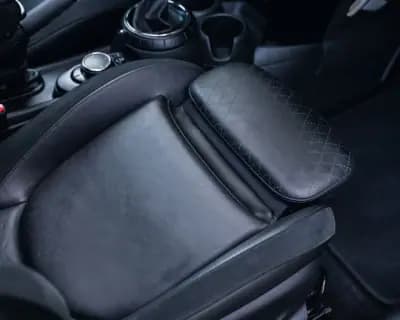 Vendo MINI Cooper 2015 - 19990 EUR, 135300 km - AUTO.MOTO.pt