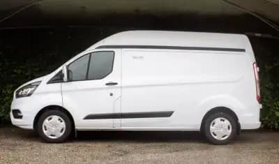 Vendo Ford Transit 2019 - 16900 EUR, 211600 km - AUTO.MOTO.pt