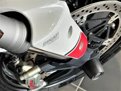 Sell Ducati Multistrada 1260 Enduro 2017 - 16750 EUR, 38000 km - AUTO.MOTO.pt
