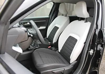 Sell Citroën C3 2025 - 18450 EUR, 18032 km - AUTO.MOTO.pt