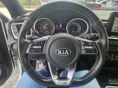 Vendo Kia ProCeed 2020 - 17400 EUR, 119400 km - AUTO.MOTO.pt