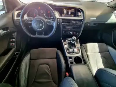 Vendo Audi A5 Cabrio 2013 - 17500 EUR, 233000 km - AUTO.MOTO.pt