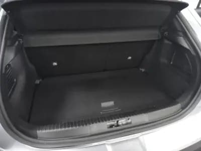 Vendo Opel Mokka-e 2023 - 20900 EUR, 11000 km - AUTO.MOTO.pt