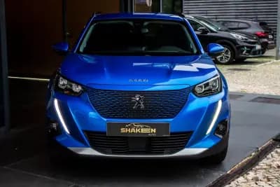 Vendo Peugeot e-2008 2021 - 20850 EUR, 59500 km - AUTO.MOTO.pt