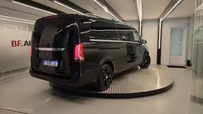 Vendo Mercedes-Benz V 220 2016 - 29900 EUR, 321809 km - AUTO.MOTO.pt