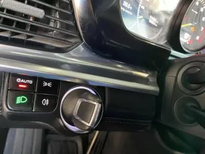 Sell Porsche Panamera 2018 - 60500 EUR, 104962 km - AUTO.MOTO.pt