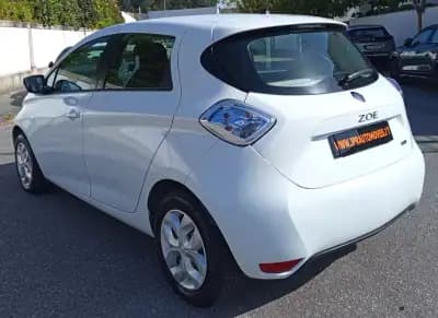 Vendo Renault Zoe 2019 - 11490 EUR, 14871 km - AUTO.MOTO.pt