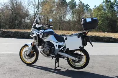 Vendo mota Honda Africa Twin 2019 - 12000 EUR, 35000 km - AUTO.MOTO.pt