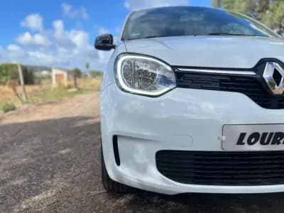 Vendo Renault Twingo 2022 - 15750 EUR, 11000 km - AUTO.MOTO.pt