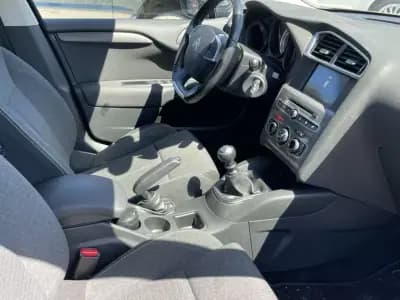 Sell Citroën C4 2015 - 10450 EUR, 116201 km - AUTO.MOTO.pt