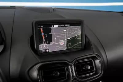 Sell Aston Martin V8 Vantage Roadster 2021 - 165000 EUR, 14873 km - AUTO.MOTO.pt