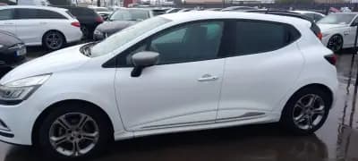 Vendo Renault Clio 2017 - 13500 EUR, 140820 km - AUTO.MOTO.pt