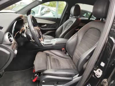 Vendo Mercedes-Benz GLC 300 2021 - 47900 EUR, 64000 km - AUTO.MOTO.pt