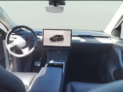 Sell Tesla Model Y 2023 - 31900 EUR, 42638 km - AUTO.MOTO.pt